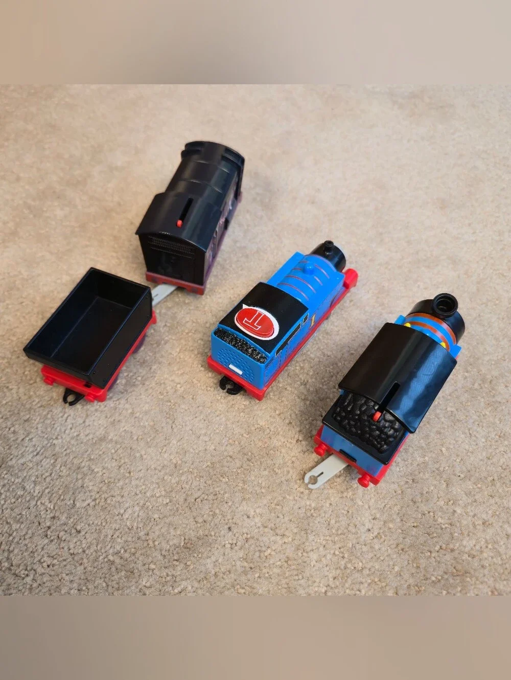 Thomas & Friends Motorized Diesel, Wobble Cargo, Thomas by Fisher-Price